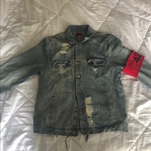 424 Ripped jean jacket